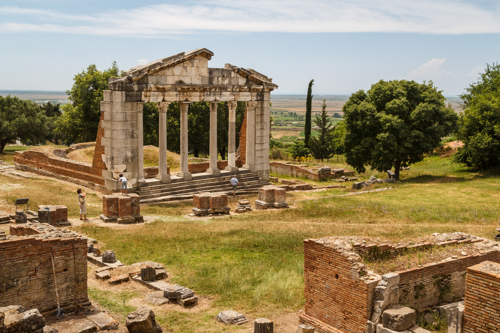 Apollonia and Ardenica guided tour from Tirana