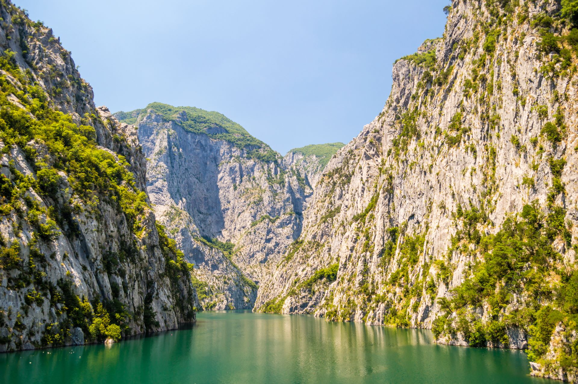 Tour da Tirana al Lago di Koman, Valbona e Theth