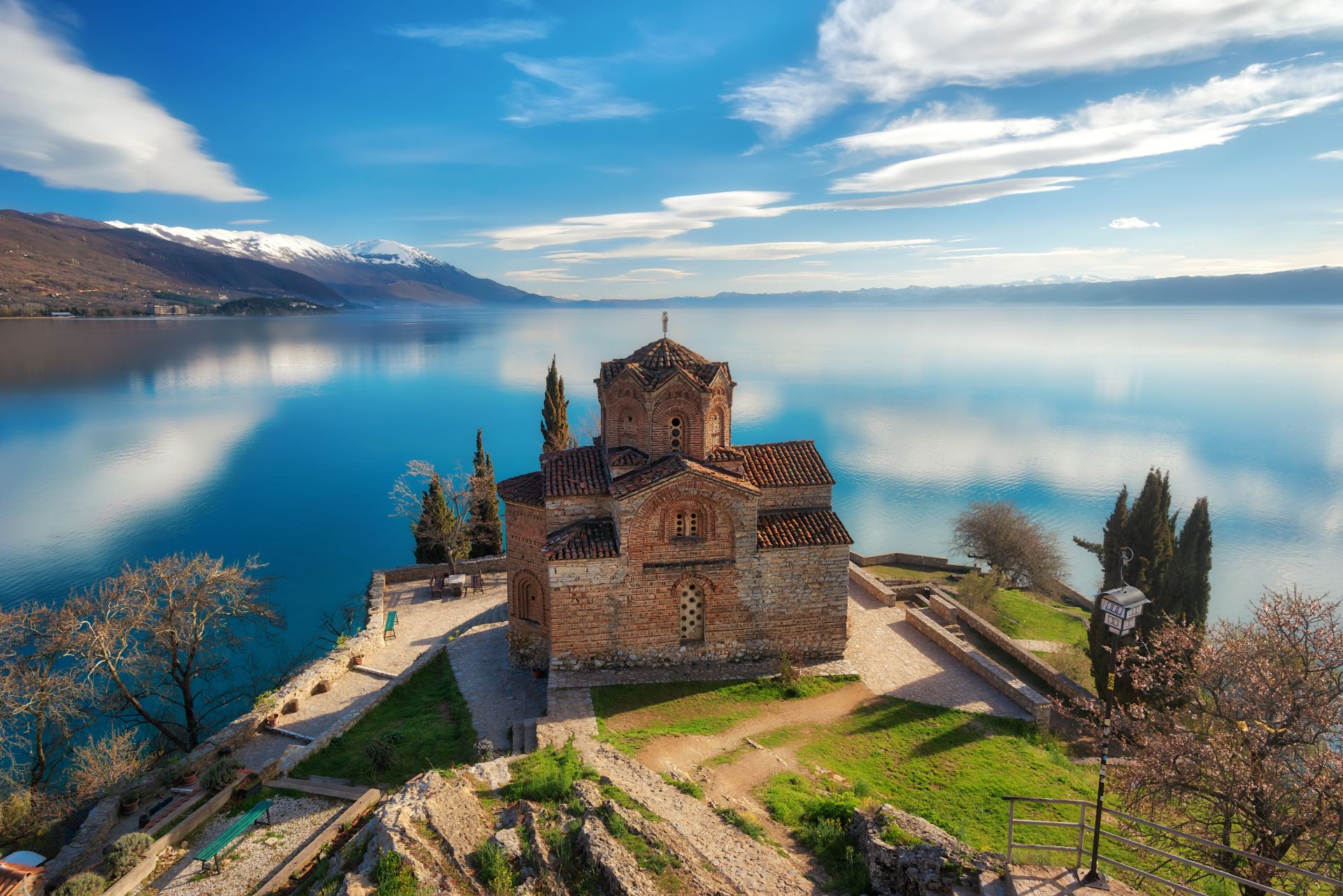 Excursión de un día de Tirana a Ohrid, la Jerusalén de los Balcanes