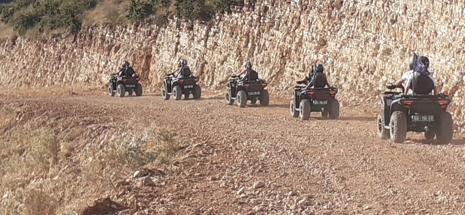 Descubre el Lago Bovilla en una Aventura Épica en Quad desde Tirana
